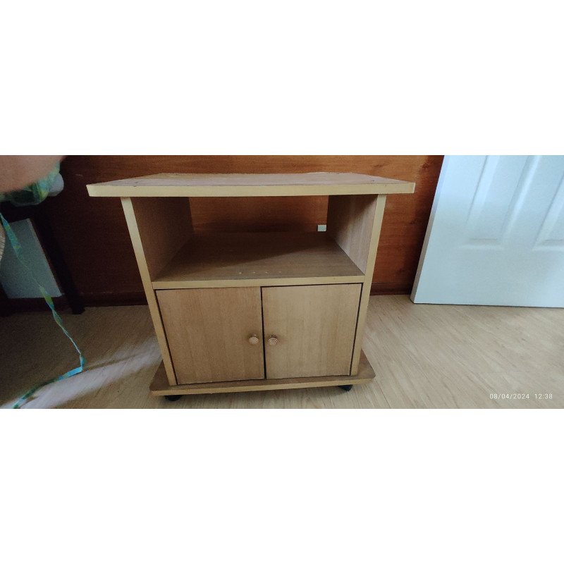 2-Door Movable TV Rack
