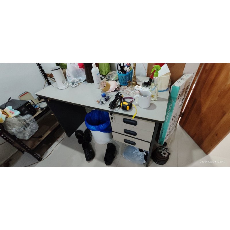 Office Desk/Table with Drawers Office Desk/Table with Drawers